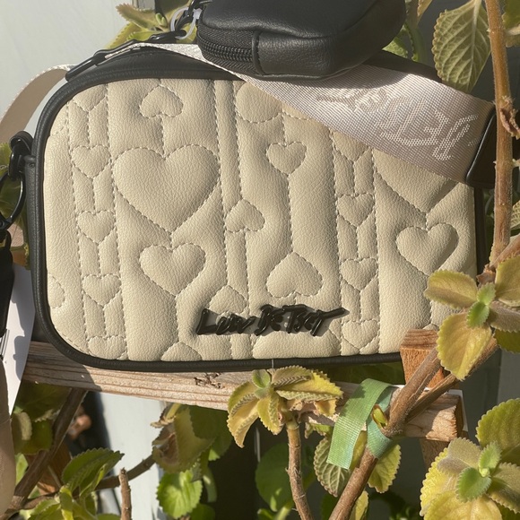 LUV BETSEY By Betsey J Cream and Black Quilted Crossbody Bag with Heart Design - Picture 8 of 12